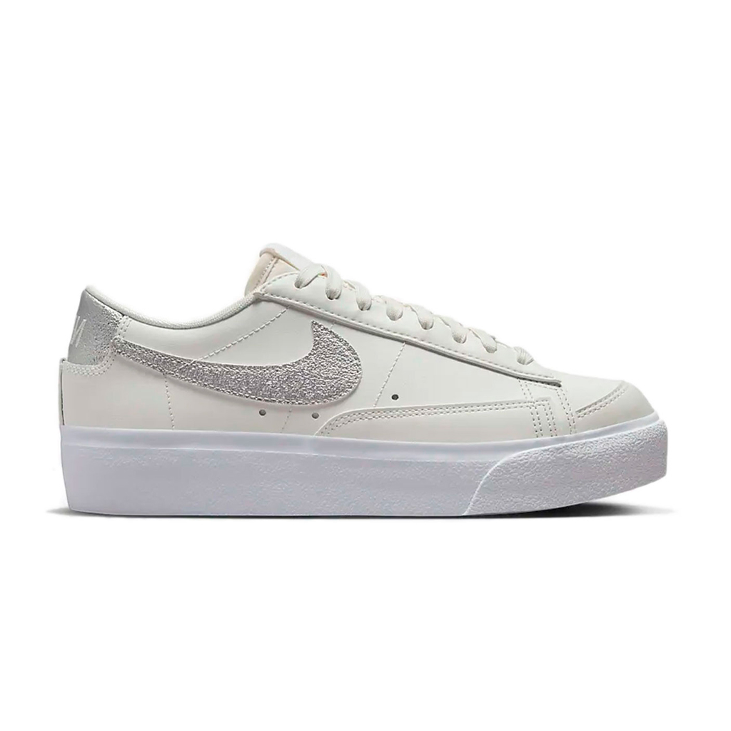 ZAPATO NIKE BLAZER LOW PLATFORM TRAINNING WHITE