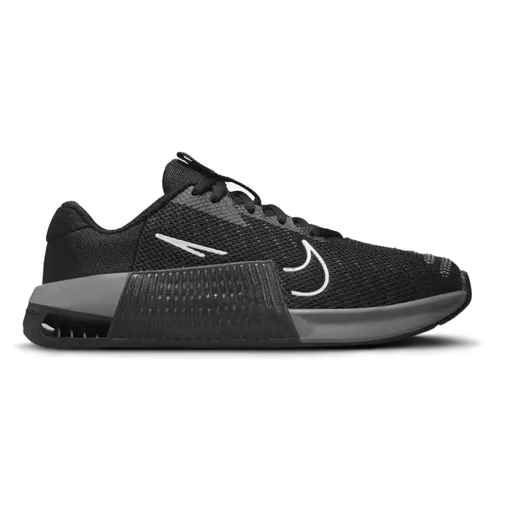 ZAPATO NIKE METCON 9 TRAINNING BLACK/WHITE/GRAY