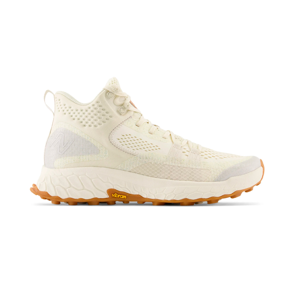 ZAPATO NEW BALANCE HIERRO HT RUNNING BEIGE
